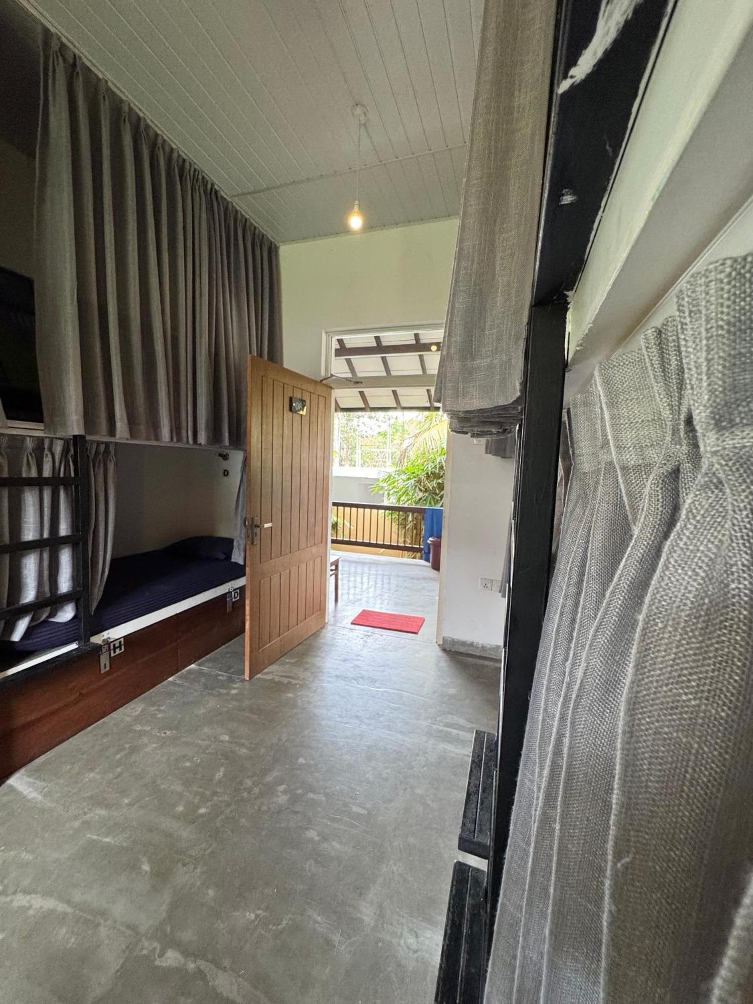 The Hostel มิริสซา ภายนอก รูปภาพ